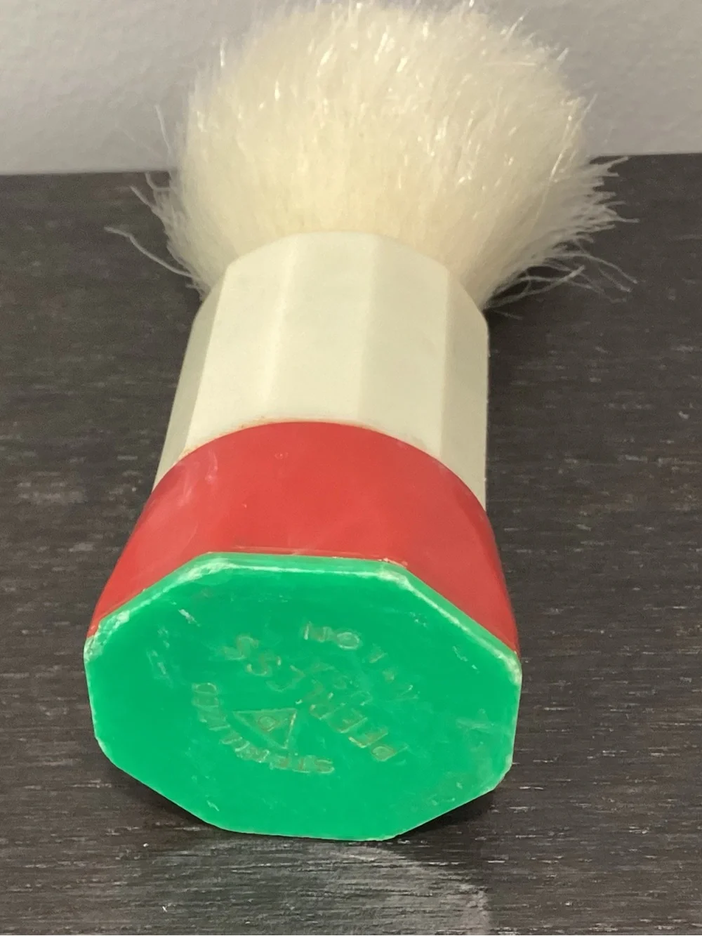 Vtg. Peerless Nylon Shaving brush for wet shaving. Red,green and off-white